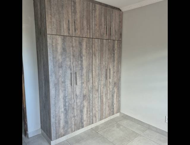 1 BEDROOM FLAT TO LET IN MONTCLAIR